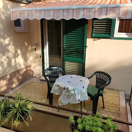 Tiho'S Apartments Split Exterior foto